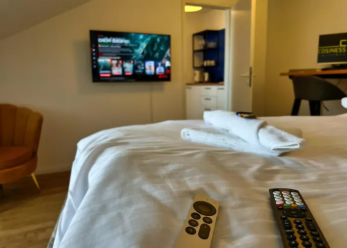 Apartment Nr 2 Modernes In Historischer Marktplatzlage 56 Qm # Cosiness Company 22 Schwerin (Mecklenburg-Vorpommern)